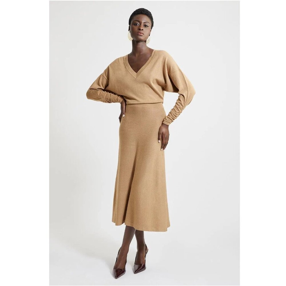 Karen Millen Viscose Blend V Neck Knit Midi Dress in Camel - Small